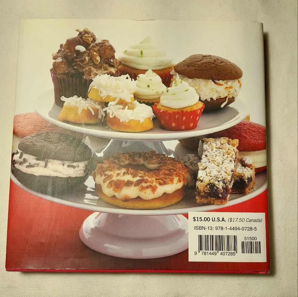 Sur La Table So Sweet! Cookbook